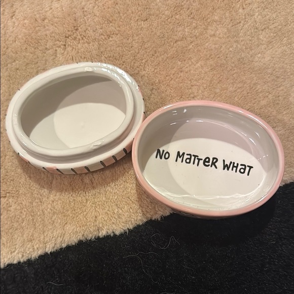 Charming Pink and White Trinket Box - Picture 2 of 4